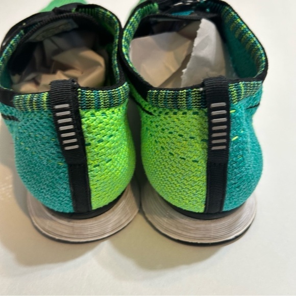 Nike Flyknit Racer Hyper Punch Unisex Running Shoe Sneaker​ - Picture 6 of 10